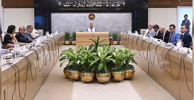 ভূমিকম্পের ঝুঁকি মোকাবিলায় প্রধান উপদেষ্টার সভাপতিত্বে জরুরি বৈঠক