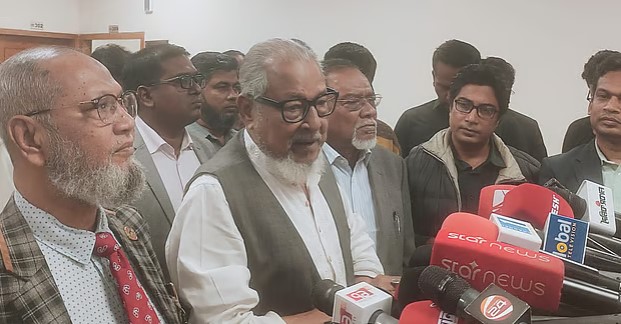 তিন প্রসঙ্গে ইসিকে অনুরোধ জানাল বিএনপি