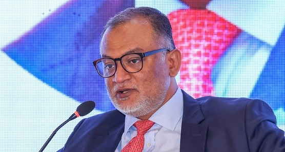 ব্যবসায়ীরা ভোজ্যতেলের দাম বাড়ানোর আইনগত ভিত্তি নেই: বাণিজ্য উপদেষ্টা