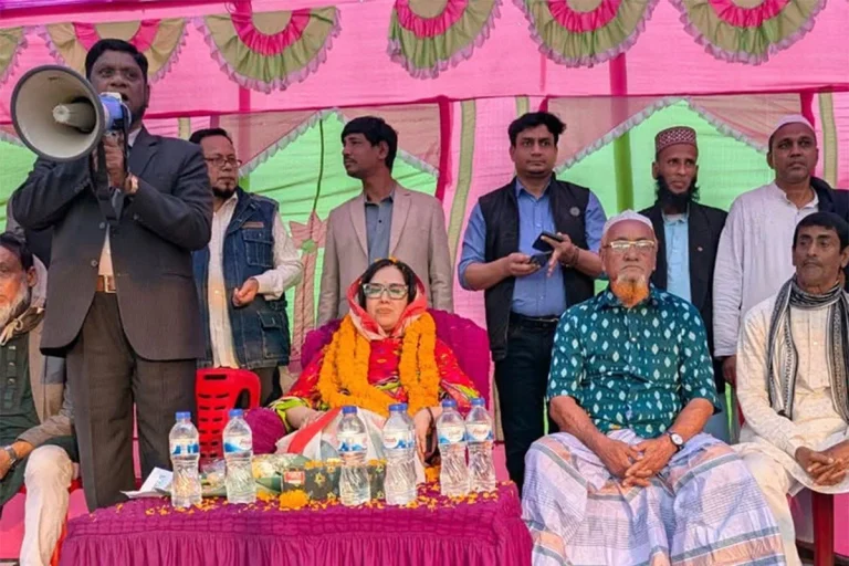 আমার মা (খালেদা জিয়া) মারা যাওয়ার পর আমাকে দল থেকে বহিষ্কার করা হয়েছে: রুমিন ফারহানা