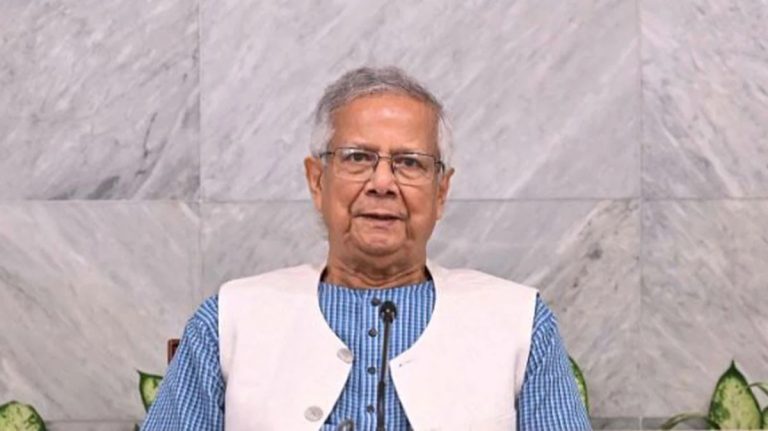 লুট হওয়া অস্ত্র নির্বাচনের আগেই উদ্ধার জরুরি: প্রধান উপদেষ্টা ইউনূস