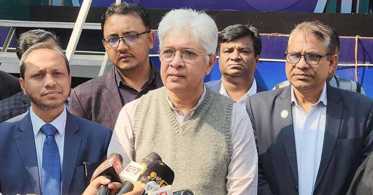 যারা ফ্যাসিবাদের পক্ষে, তারা গণভোটে ‘না’ বলবে: আদিলুর রহমান খান