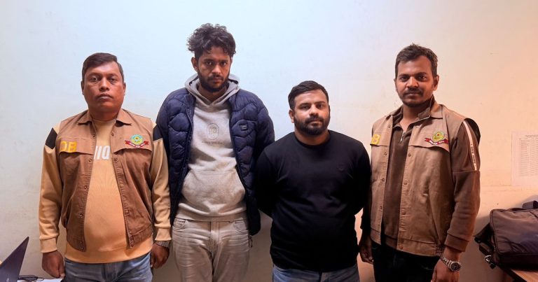 স্বর্ণের বার লুটের মূল হোতা বার্মা সাইফুল পুলিশের কব্জায়