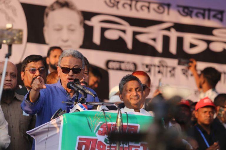 ১২ ফেব্রুয়ারির ভোট গণতন্ত্র পুনরুদ্ধারের জন্য গুরুত্বপূর্ণ: আমীর খসরু