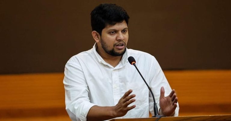 বাটোয়ারার নির্বাচন নিয়ে ফেসবুকে বিস্ফোরক মন্তব্য মাহফুজ আলমের