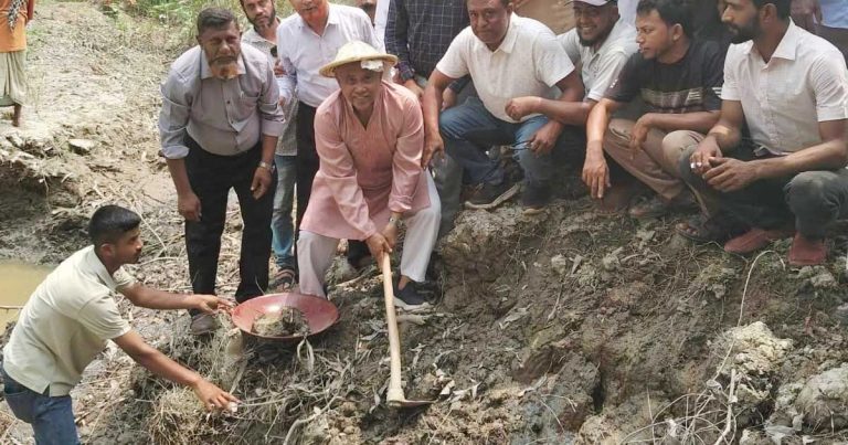 খাল খননে কৃষি উন্নয়নের পাশাপাশি স্থানীয়রা উপকৃত হবে: এমপি নিজাম