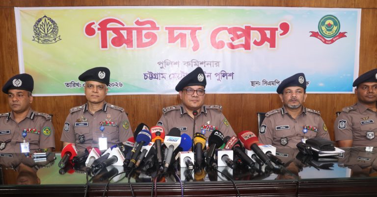 চট্টগ্রামে মাদক-চাঁদাবাজির বিরুদ্ধে ‘জিরো টলারেন্স’: নতুন সিএমপি কমিশনার
