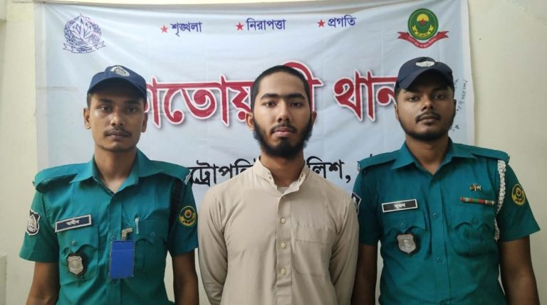 ১০ বছর বয়সী মাদ্রাসা ছাত্রকে বলাৎকার, কোতোয়ালীতে মূল অভিযুক্ত গ্রেপ্তার
