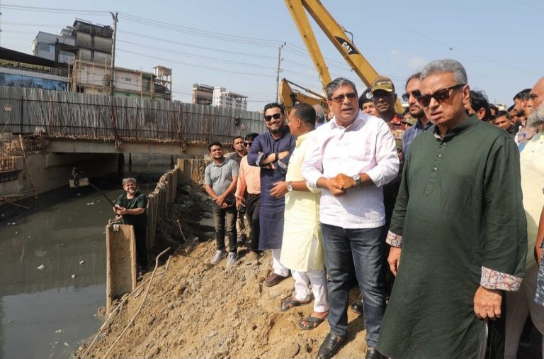 চট্টগ্রামে দীর্ঘস্থায়ী জলাবদ্ধতা থাকবে না: অর্থমন্ত্রী আমির খসরু