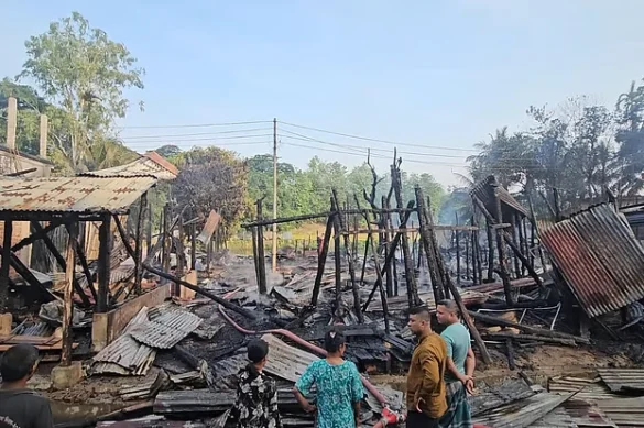বান্দরবানে অগ্নিকাণ্ডে ৪৮ দোকান ভষ্মীভূত