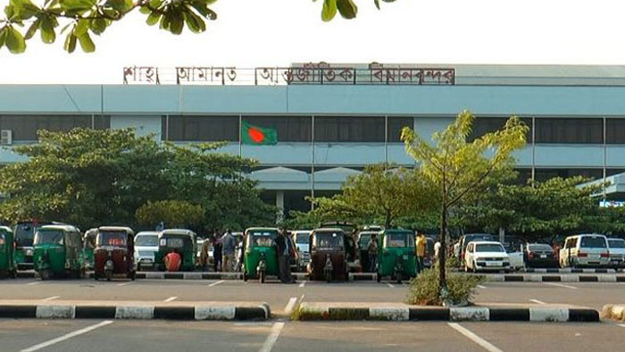 কাতার থেকে শূন্য হাতে চট্টগ্রাম বিমানবন্দরে ১৬ প্রবাসী