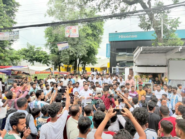 দেশে অস্থিরতা সৃষ্টির অপচেষ্টা প্রতিহত করা হবে: মীর হেলাল