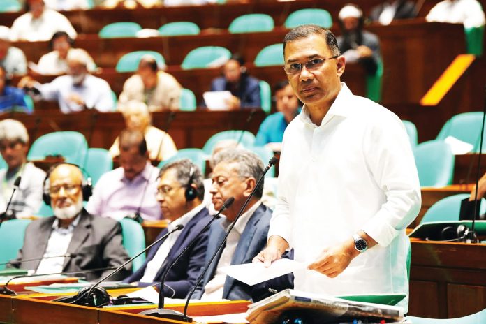 চট্টগ্রামকে পূর্ণাঙ্গ বাণিজ্যিক নগরী গড়তে প্রয়োজনীয় ব্যবস্থা গ্রহণ করা হবে