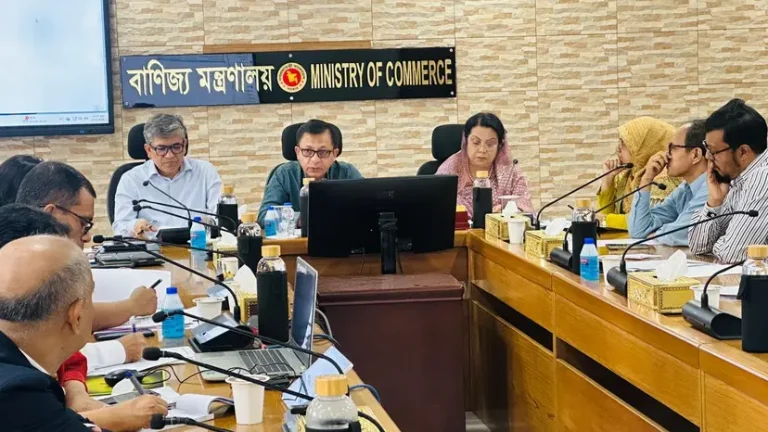 বিমানবন্দরের বাইরে পৃথক কার্গো ভিলেজ গড়ার তাগিদ বাণিজ্যমন্ত্রীর