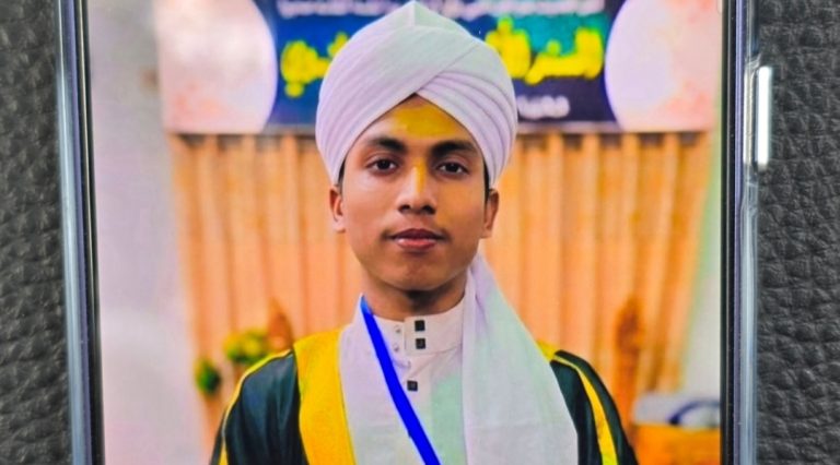 মাদ্রাসার শিশু শিক্ষার্থীকে নির্যাতনের অভিযোগে শিক্ষক আটক