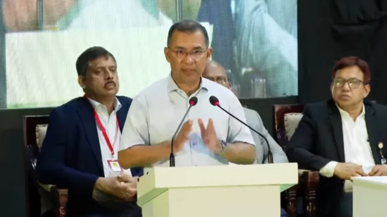 ২৫ হাজার ধাত্রী ও এক লাখ স্বাস্থ্যকর্মী নিয়োগ করা হবে: প্রধানমন্ত্রী