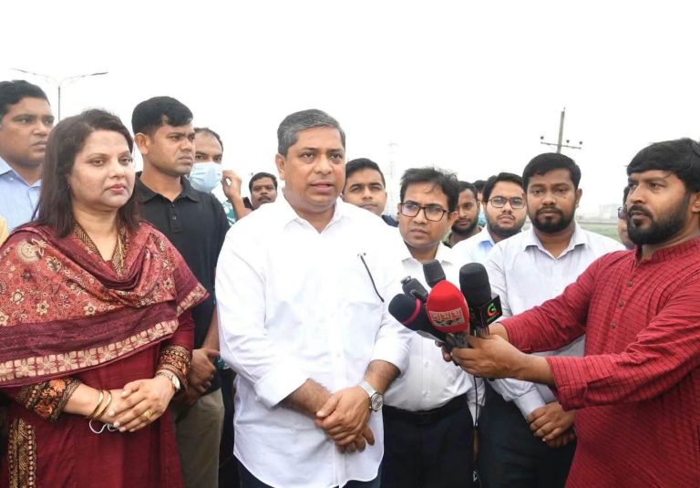 আমিনবাজারের ১.২ কিমি সড়ক হবে বর্জ্যমুক্ত, লাগানো হবে নিমগাছ
