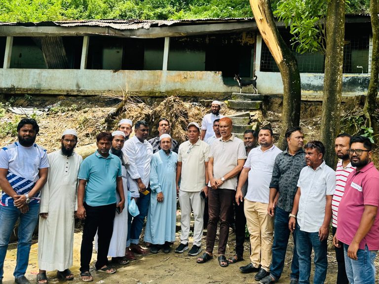 অগ্নিকাণ্ডে ক্ষতিগ্রস্ত জালালাবাদ মাদ্রাসা পরিদর্শন, সহায়তার দায়িত্ব নিলেন মুহাম্মদ শাহেদ