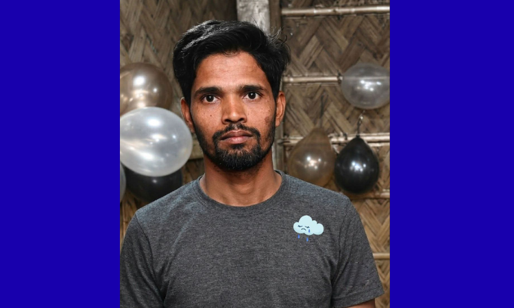 সীতাকুণ্ডে বেপরোয়া মাইক্রোবাসের চাপায় যুবকের মৃত্যু