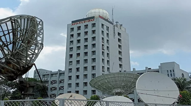 ভারী বর্ষণ নিয়ে যে বার্তা দিল আবহাওয়া অফিস