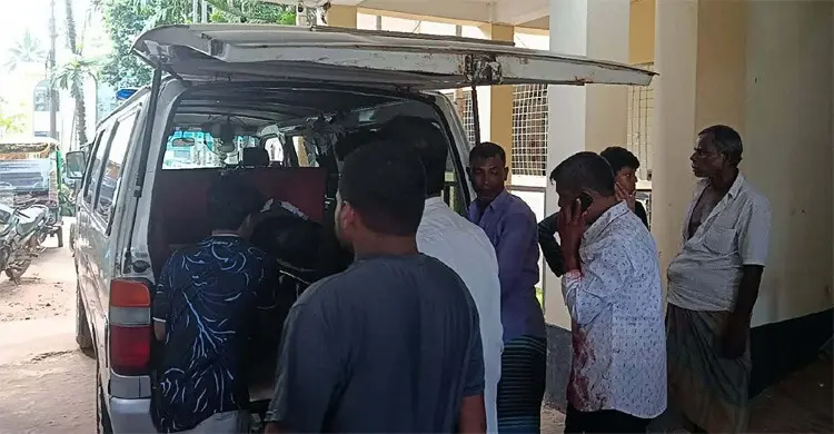 আনোয়ারায় ছেলের ছুরিকাঘাতে মা-বাবা নিহত, আটক অভিযুক্ত