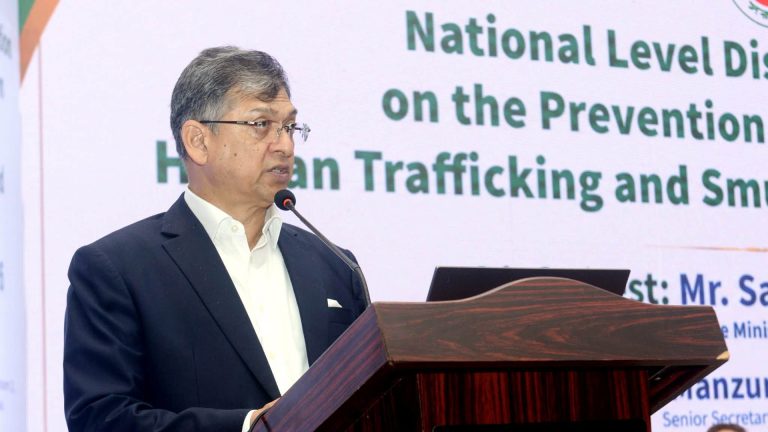 প্রযুক্তির অপব্যবহারে মানবপাচার-চোরাচালান, কড়া বার্তা স্বরাষ্ট্রমন্ত্রীর