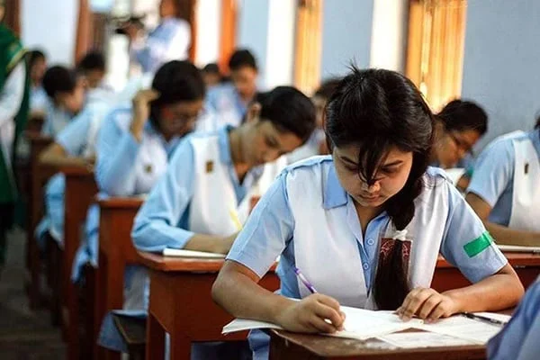 এইচএসসিতে নিয়মিত শিক্ষার্থীদের ৩৬% অনুপস্থিত