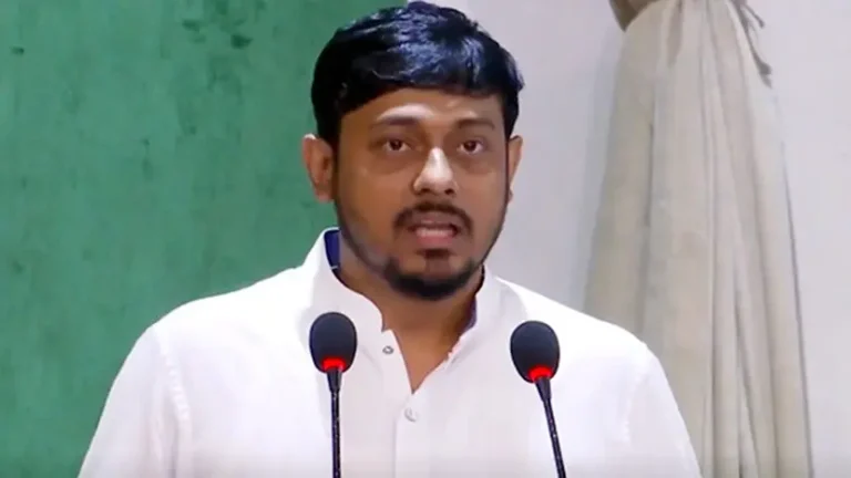ইলেকশন করে গদি মোটা হয়ে গেছে, জনগণকে আর গোনার টাইম নাই