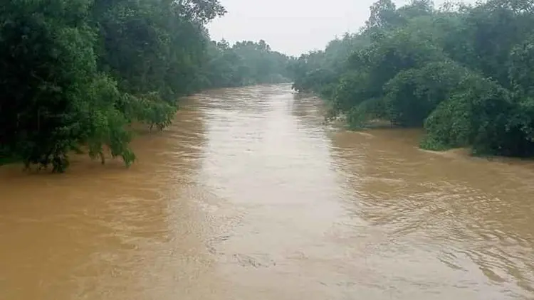 দেশের ৩ নদীর পানি এখনও বিপদসীমার ওপরে, হতে পারে বন্যা