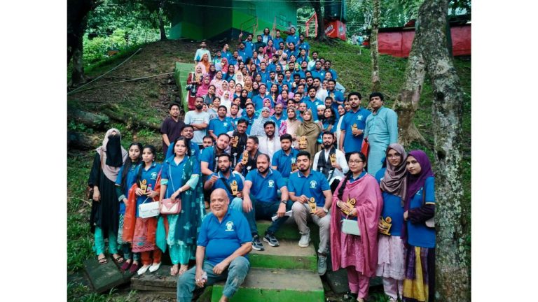 কুয়াইশ বুড়িশ্চর শেখ মোহাম্মদ সিটি কর্পোরেশন কলেজে শিক্ষা সফর ও বিদায় সংবর্ধনা